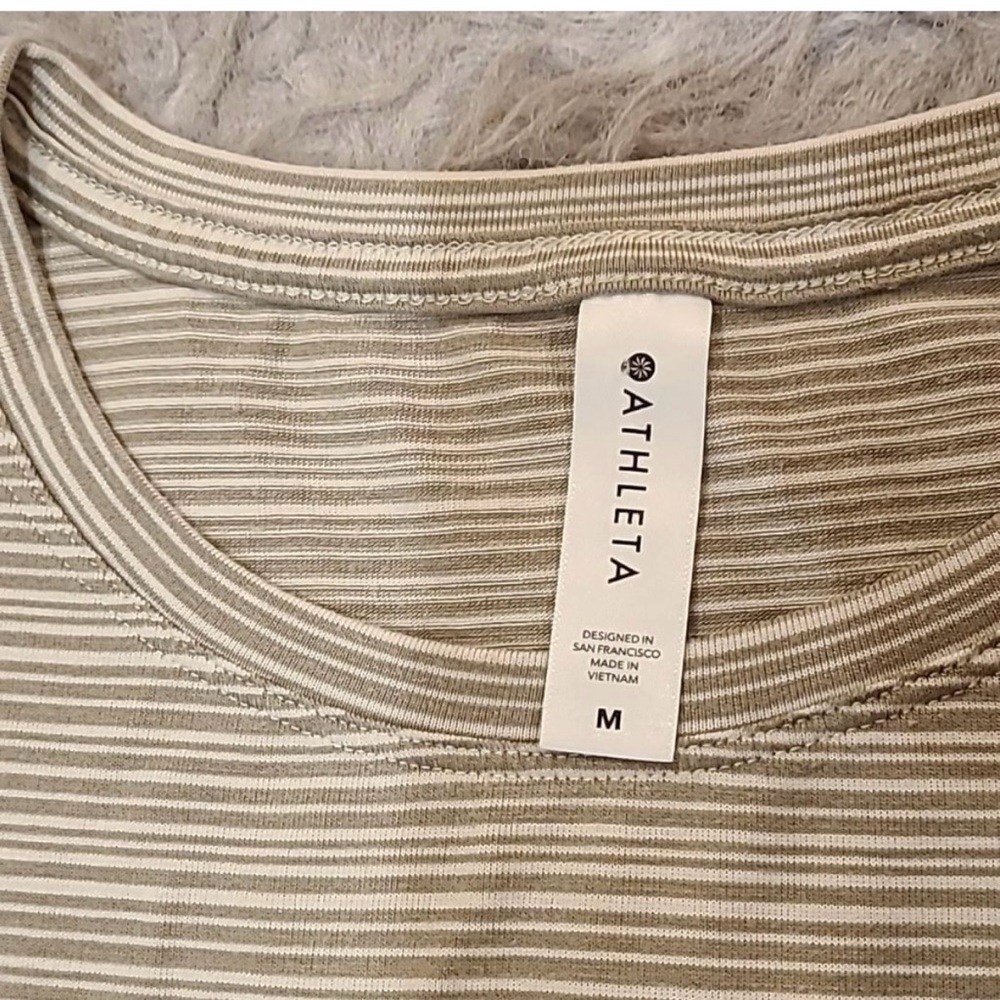 Athleta Breezy Tank M